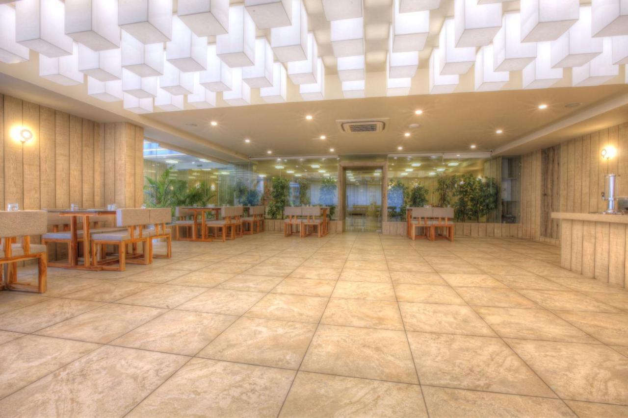 אחמדאבאד Scenaria Hotel מראה חיצוני תמונה