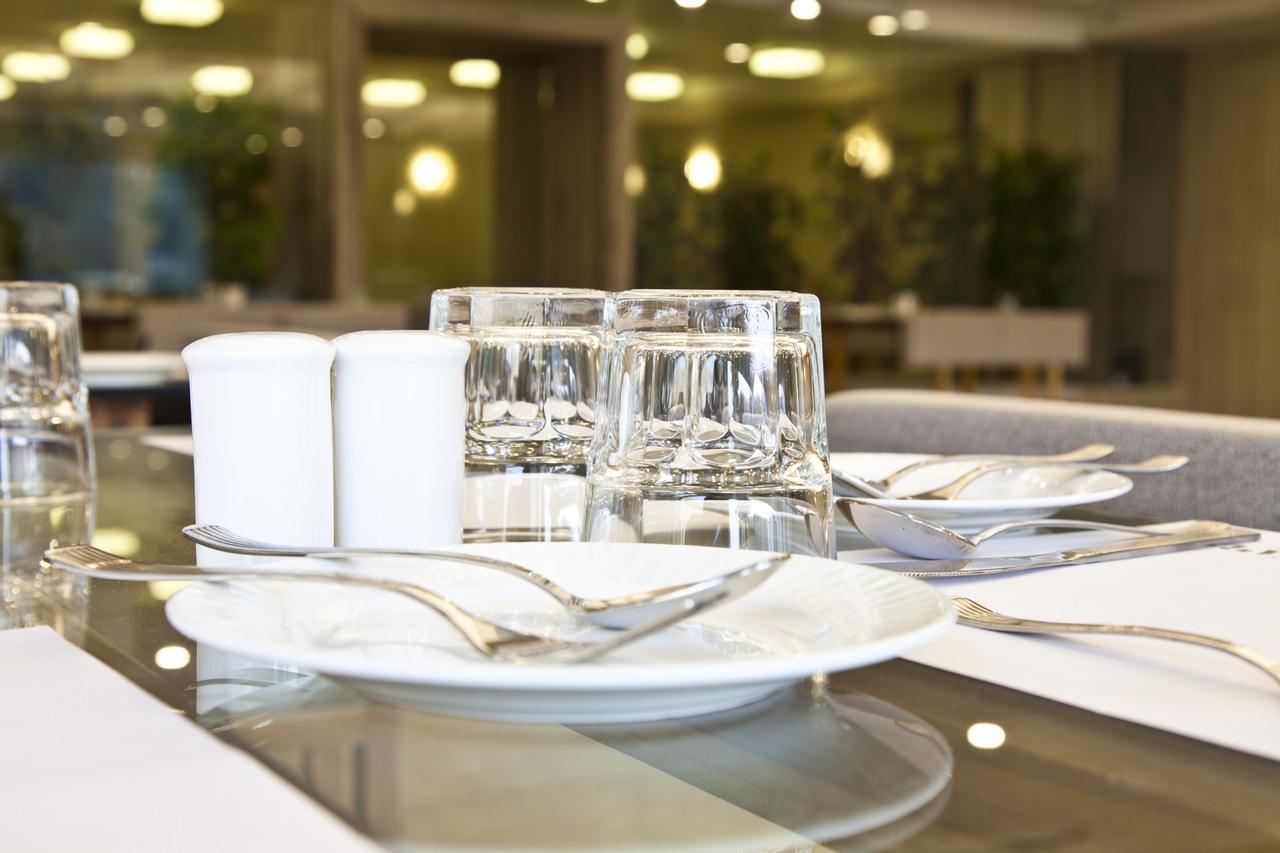 אחמדאבאד Scenaria Hotel מראה חיצוני תמונה