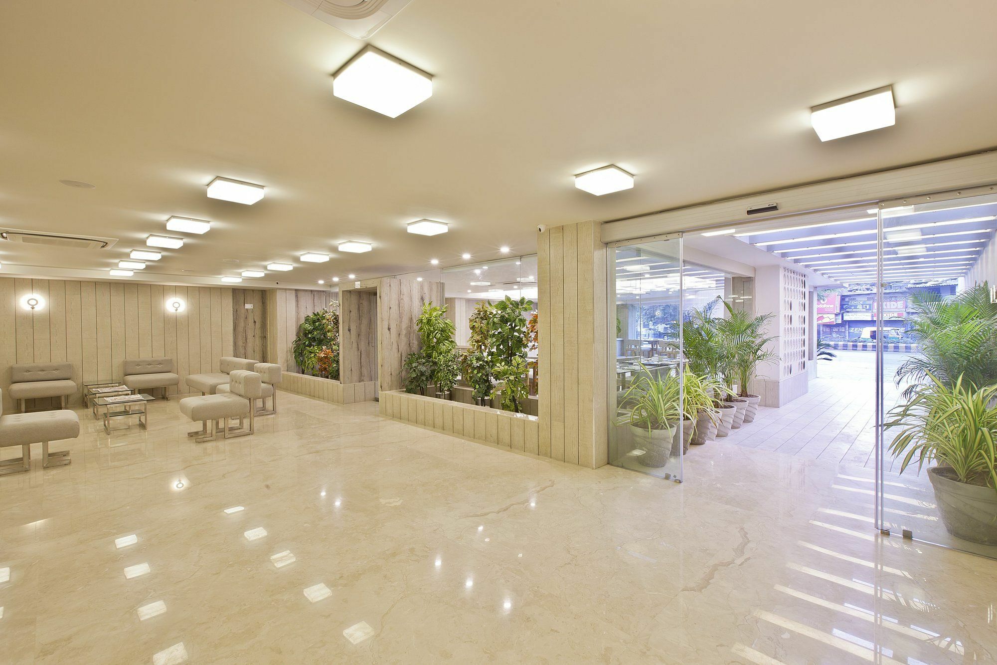אחמדאבאד Scenaria Hotel מראה חיצוני תמונה